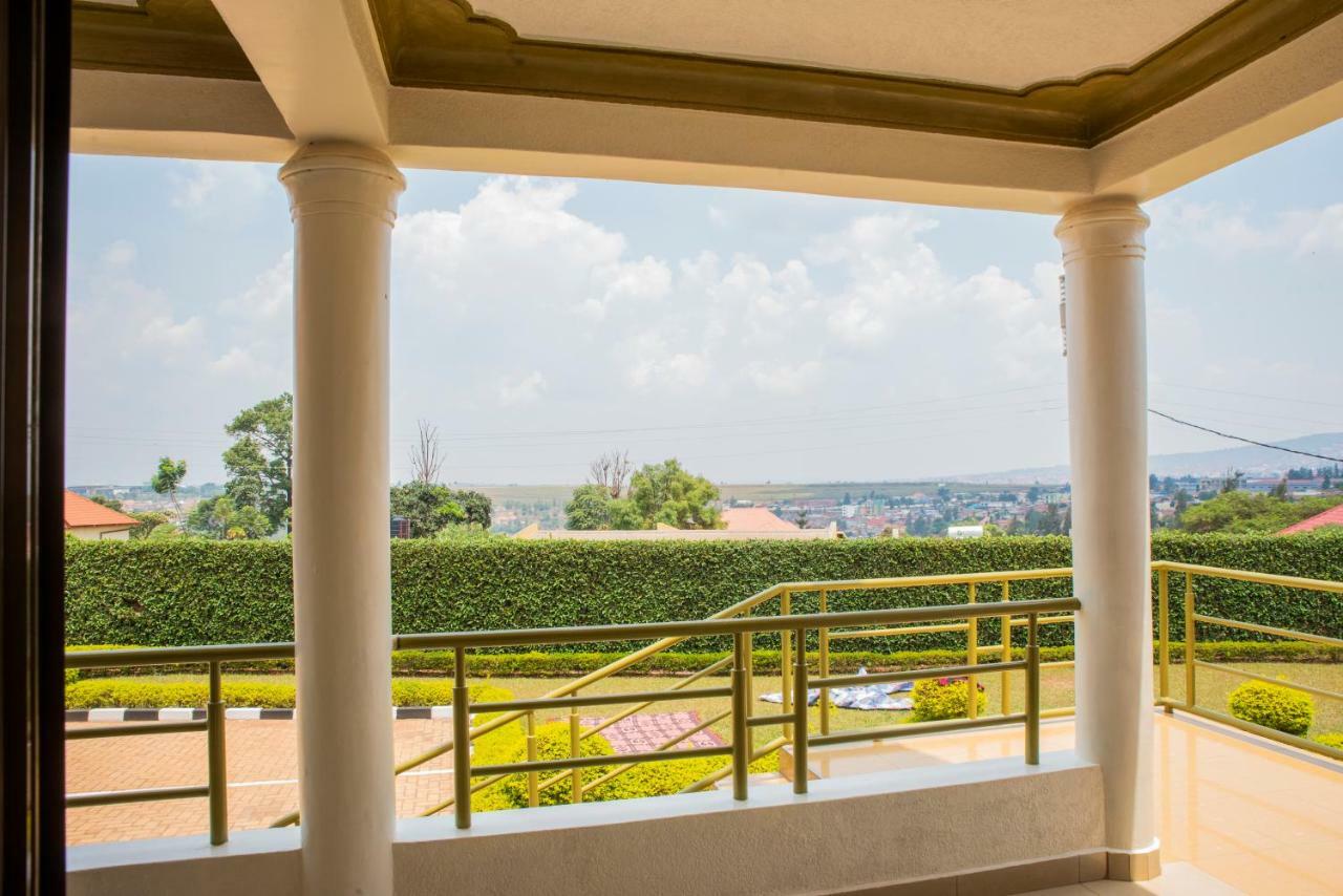 הוסטל Kigali Castle מראה חיצוני תמונה