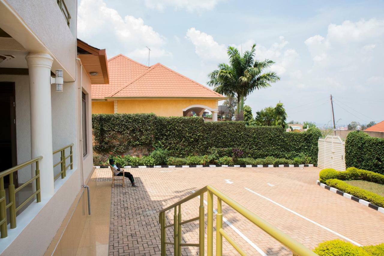 הוסטל Kigali Castle מראה חיצוני תמונה