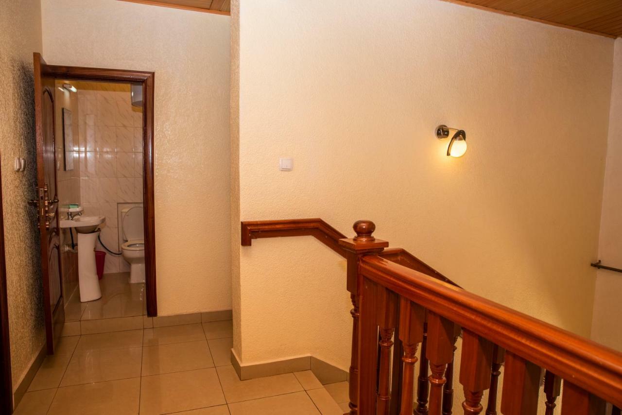 הוסטל Kigali Castle מראה חיצוני תמונה