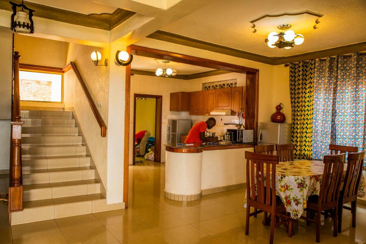 הוסטל Kigali Castle מראה חיצוני תמונה